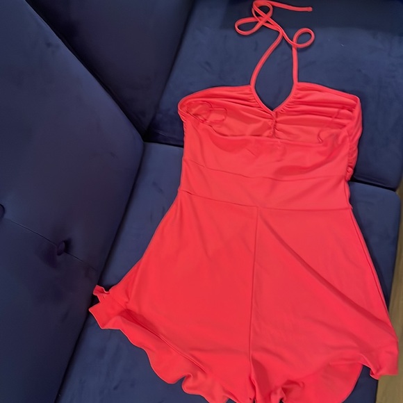 Halter top romper - Picture 2 of 2